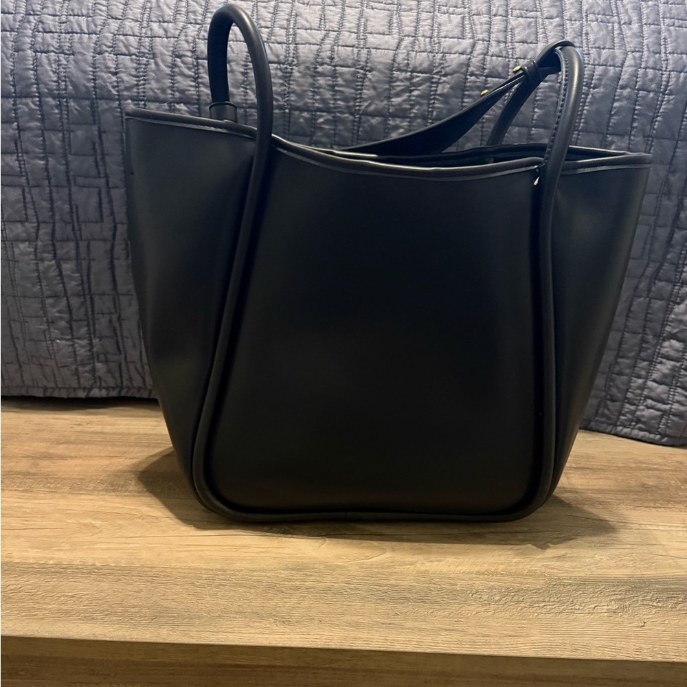 Elegant Black Women's Tote Bag